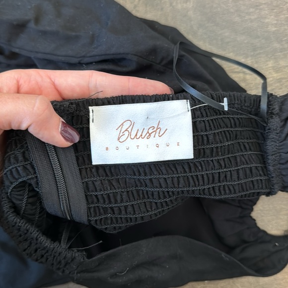 Halter top black pantsuit - Picture 6 of 7